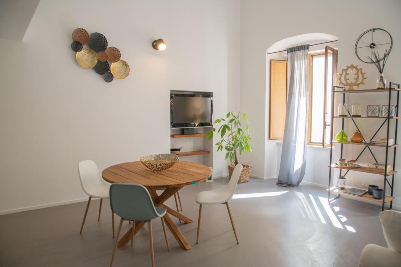 Casa Sant'Orsola - Appartamento Nella Citta Antica مولفيتا المظهر الخارجي الصورة